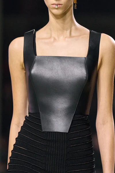 Look 154